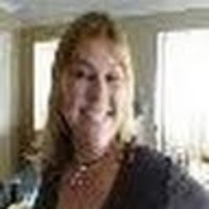 Meet your Posher, Tania